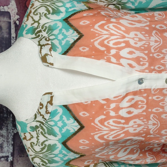 Chico's "Norah" Tunic - Picture 2 of 11